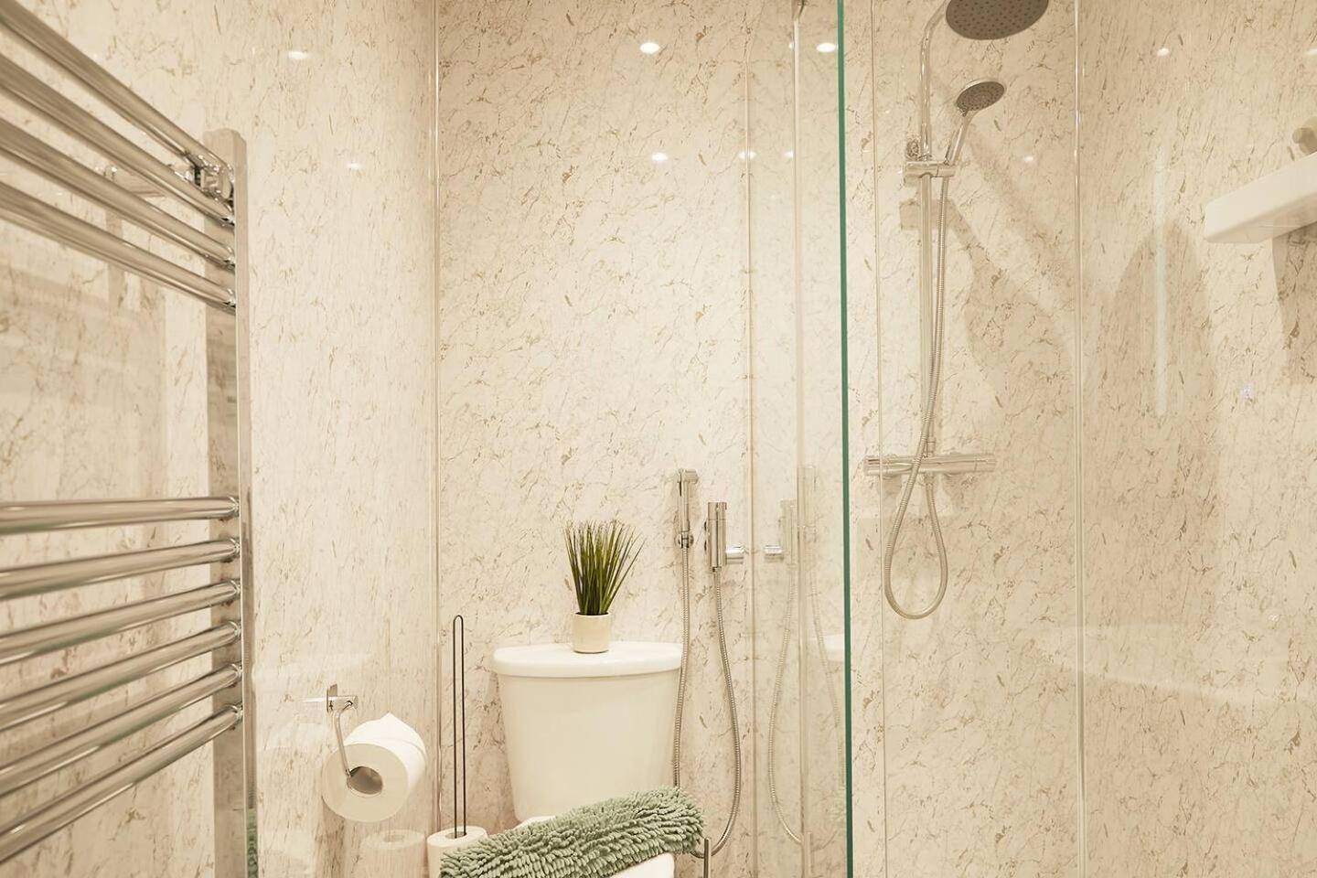 Sea View Serenity Breath Taking Sea View Sleeps 4 斯卡伯勒 外观 照片